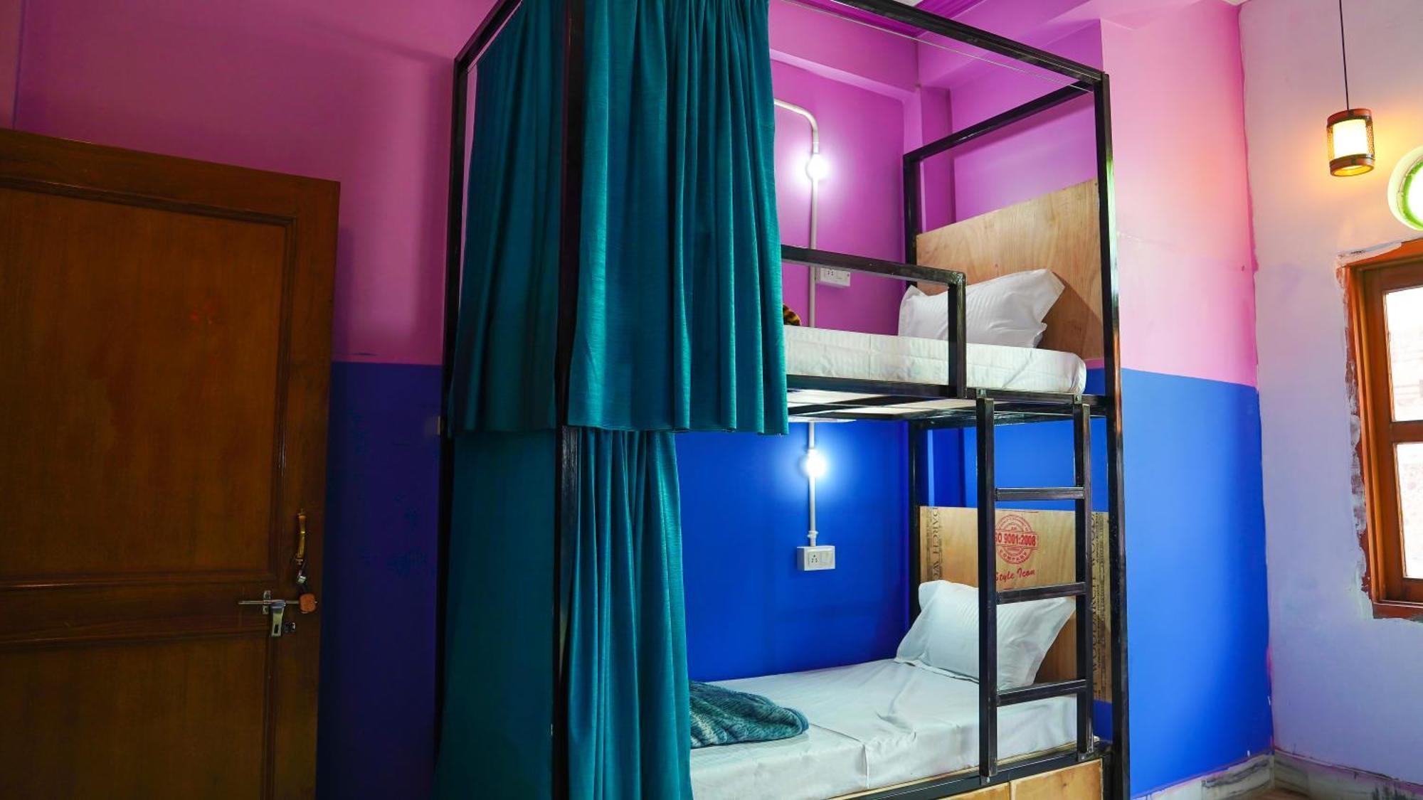 Safar Hostel Пушкар Екстер'єр фото